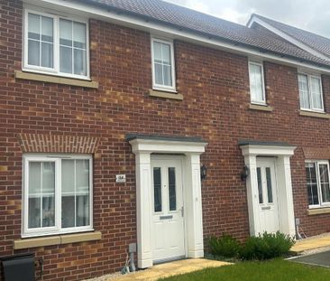 2 bedroom semi-detached house to rent - Photo 3