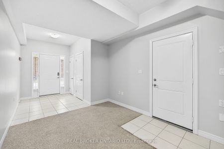 For Lease - 7 Ladybell Lane, Hamilton, Ontario - Photo 3