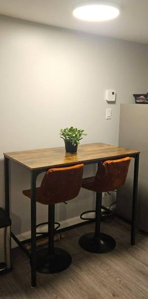 🏡 3 ½ rénové – tout inclus/cable/internet – entrée indépendante – Gatineau (secteur Saint-René / Lorrain) - Photo 1