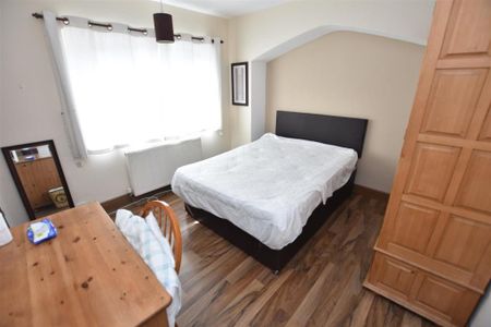 5 bedroom house to rent - Photo 3