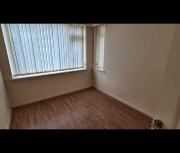 2 Bed Flat, Brooklands Court, M8 - Photo 3