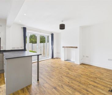 3 bedroom cottage to rent - Photo 3