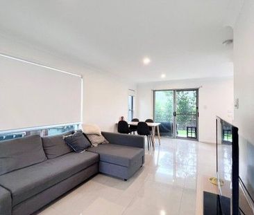 3 BEDROOMS MODERN AND STYLISH TOWNHOUSE BUILT FOR COMFORT AND CONVENIENCE - Photo 4