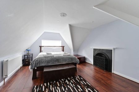 3 bedroom flat to rent - Photo 5