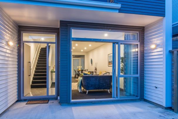 Island Bay Living - Photo 1