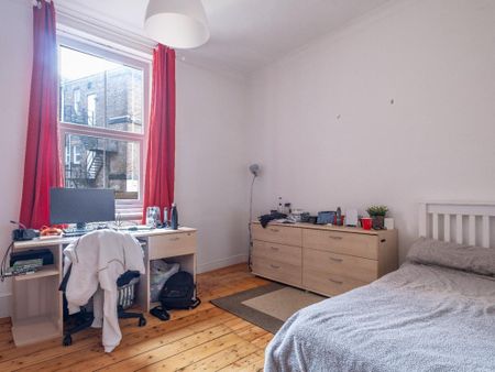 4 bedroom terraced house to rent - Photo 2