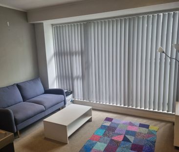 Tidy CBD Volt Apartment - Photo 6