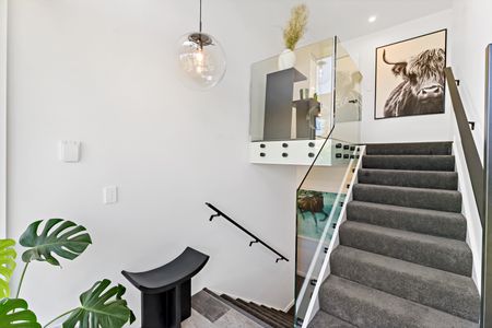 Exceptional 5-Bedroom Home in Prime Farm Cove Location - Photo 3