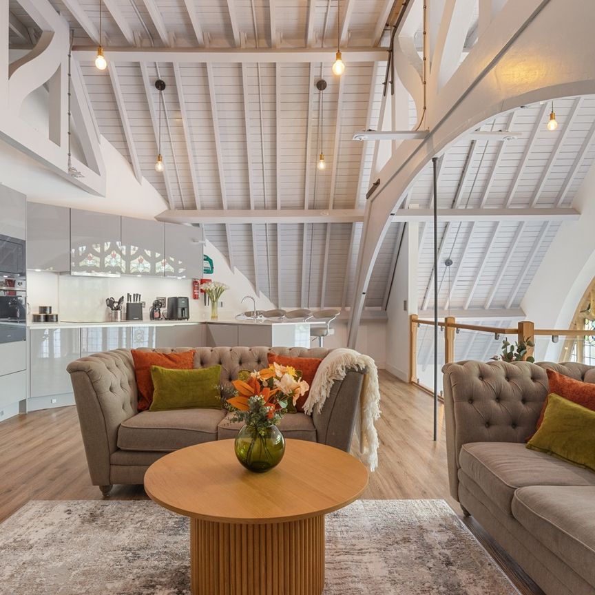 3 Bed Penthouse, Wycliffe House, IG1 - Photo 1