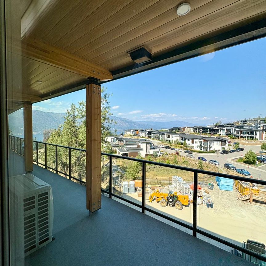 Fifth Floor at ZARA 1 - Photo 1