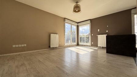 Location Appartement 4 pièces 74m² LOUVRES 95380 - Photo 5