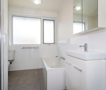 Offering the Camberwell lifestyle! - Photo 6