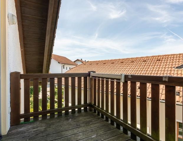 Dachgeschosswohnung in Untergriesbach - Foto 1