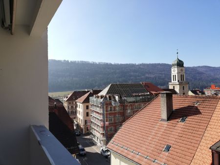 St-Imier, magnifique appartement de 3.5 pièces au 3ème avec ascenseur - Photo 2