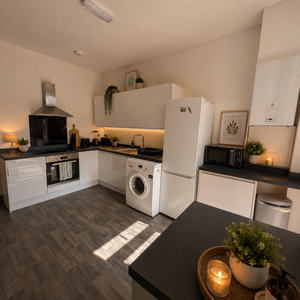 1 bedroom in a house share to rent - Photo 2