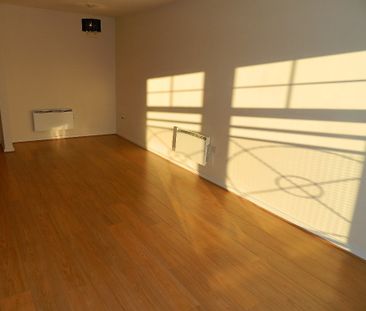 Astley Brook Close Bolton Lancashire - Photo 6