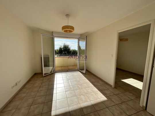 APPARTEMENT T2 RDC BALCON PISCINE PARKING Résidence Les Rives d'Ingres - Photo 1