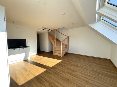 2 Zimmer DG Wohnung mit separatem Arbeitsbereich - großzügige Terrasse & Klimaanlage - Erstbezug - UNBEFRISTETE Mietdauer - Foto 2