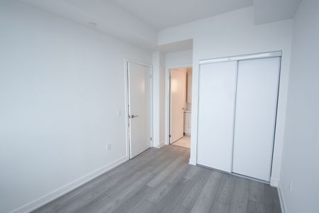 For Lease - 110 Broadway Avenue Unit# 2410, Toronto, Ontario - Photo 4