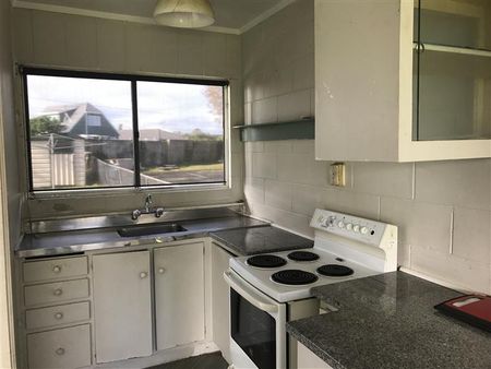 Unit 1, 104 Gray Avenue, Papatoetoe, Auckland - Photo 5