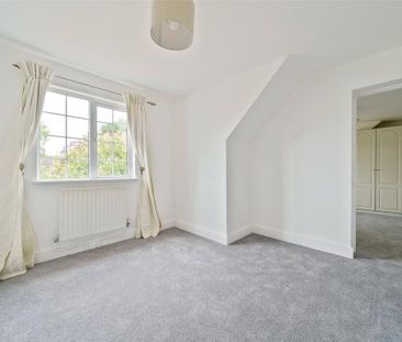5 bedroom detached house to rent - Photo 5