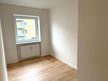 Skøn 5-værelses lejlighed i hjertet af Odense - Foto 4