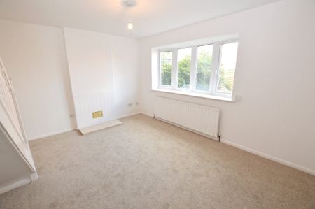 Highfields Way, Holmewood, S42 - Photo 3