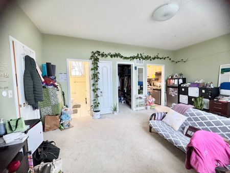 For Lease - 2 Binnery Drive, Brampton, Ontario - Photo 4