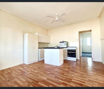 WATERLOO? MORE LIKE WOW-TERLOO - Photo 6