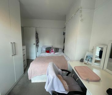 5 bedroom terraced house to rent - Photo 3