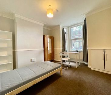 Room in a Shared House, Radford Boulevard, NG7 - Photo 3