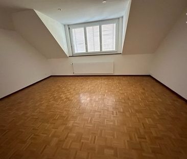 3 Zimmerwohnung, Zuchwil, 3. Stock, Wohn- und Geschäftshaus - Photo 4