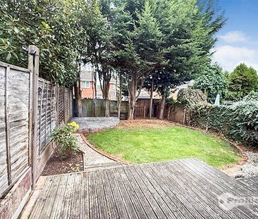 3 bedroom detached house to rent - Photo 2