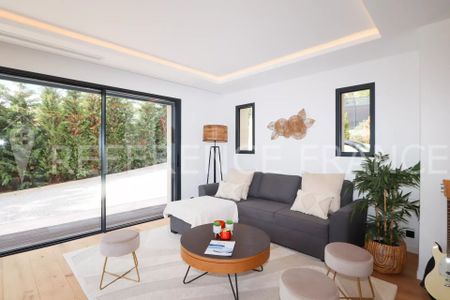 Tout savoir sur cette maison dans le quartier Les Colles-Camp Lauvas-Font de l'Orme, à Mougins - Photo 2