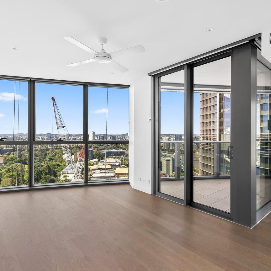 Premium CBD Living | Level 19 Apartment with MPR - Photo 1