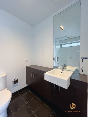 Melbourne CBD - Photo 2