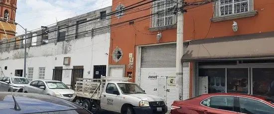 Departamento en Calle Nicolás Campa, Centro, Delegación Centro Histórico, Santiago De Querétaro, Municipio De Querétaro, Querétaro, 76000, México - Photo 1