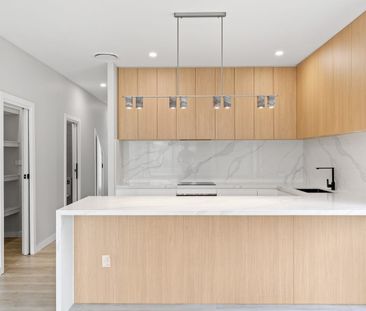 LUXE COASTAL LIVING - BRAND NEW TOWNHOUSE - Photo 4