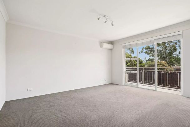 12/154 Flood Street, Leichhardt - Photo 1