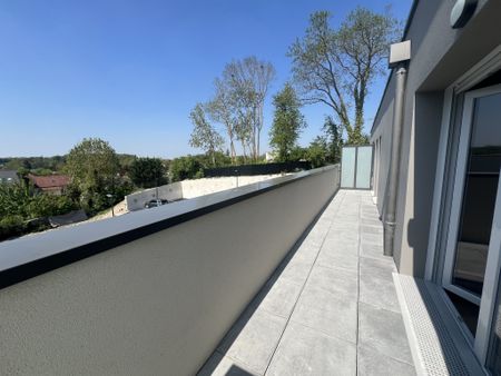 APPARTEMENT T2 PINEL AVEC BALCON ET PARKING - RÉSIDENCE SÉCURISÉE PONT DE METZ - Photo 4