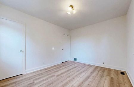 For Lease - 18 Stamford Square Unit# Main, Toronto, Ontario - Photo 5