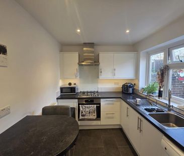 2 bedroom property to rent - Photo 6