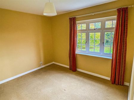 Chestal, Dursley - Photo 5