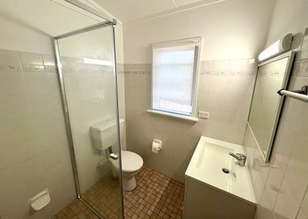 A Charming Coastal Villa - Photo 5