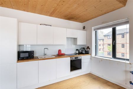 Chobham Road, London, E15 flat to rent - Photo 4