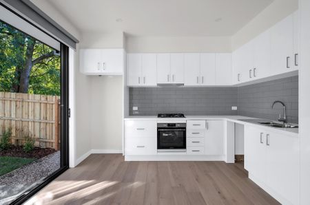 3/18 Mines Road, Ringwood - Photo 2