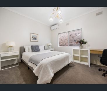 FULLY FURNISHED & EQUIPPED HOUSE IN A SUPERB LOCATION - Photo 5