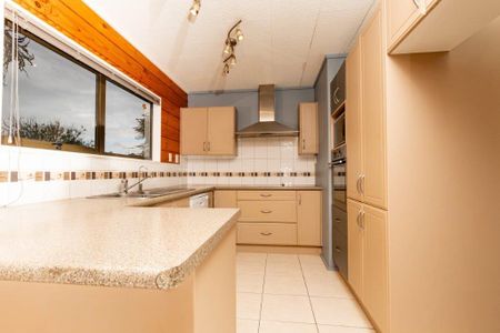 Summertime fun in Wattle Downs - Photo 3