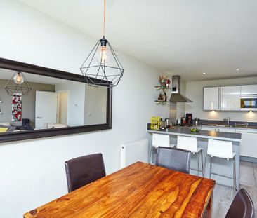 2 bedroom apartment to rent - Photo 6