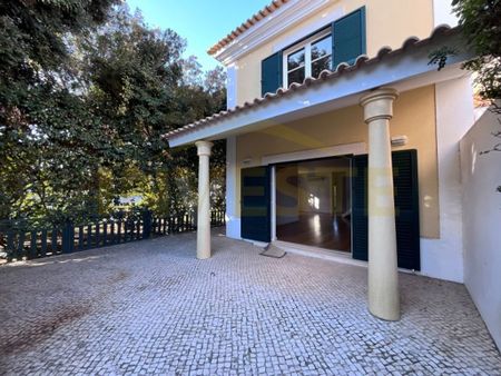 3 room luxury House for rent in Villa Bicuda (Cascais), Cascais e Estoril, Cascais, Lisbon - Photo 2